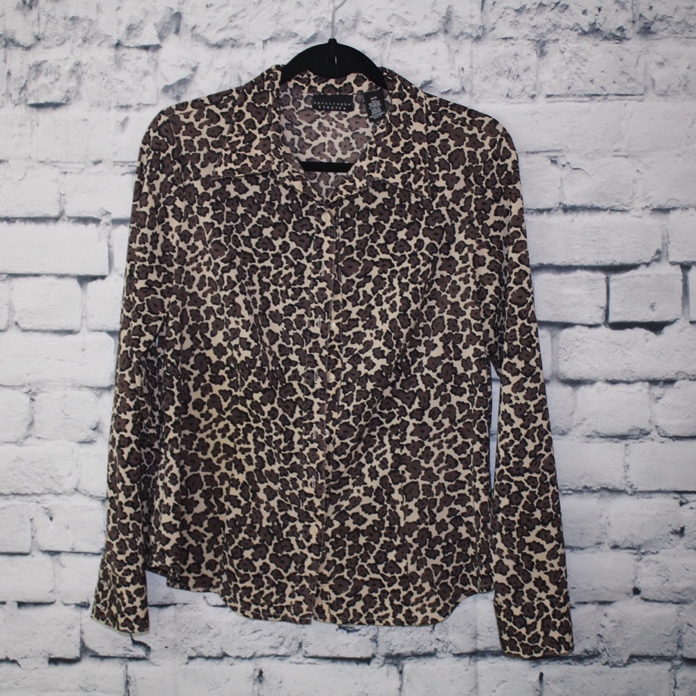 🌹Floral Brown Tone Button Down Top